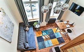 Apartment Nebovidy II - Air Conditioning - Historic City Center